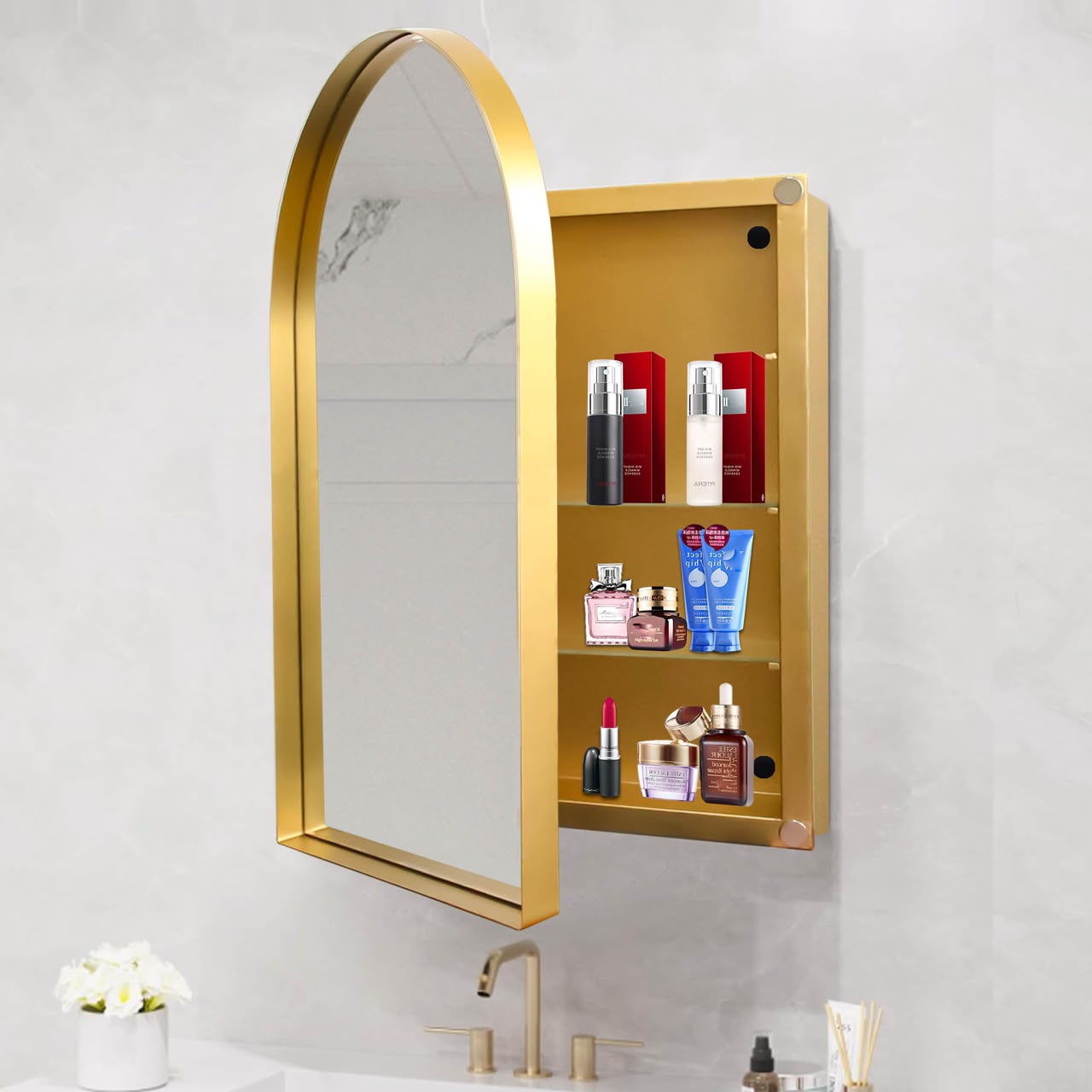 Arched mirror