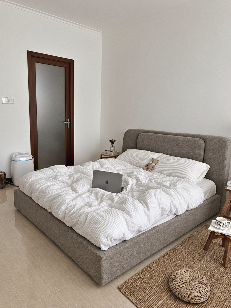 Evan Upholstered Bed