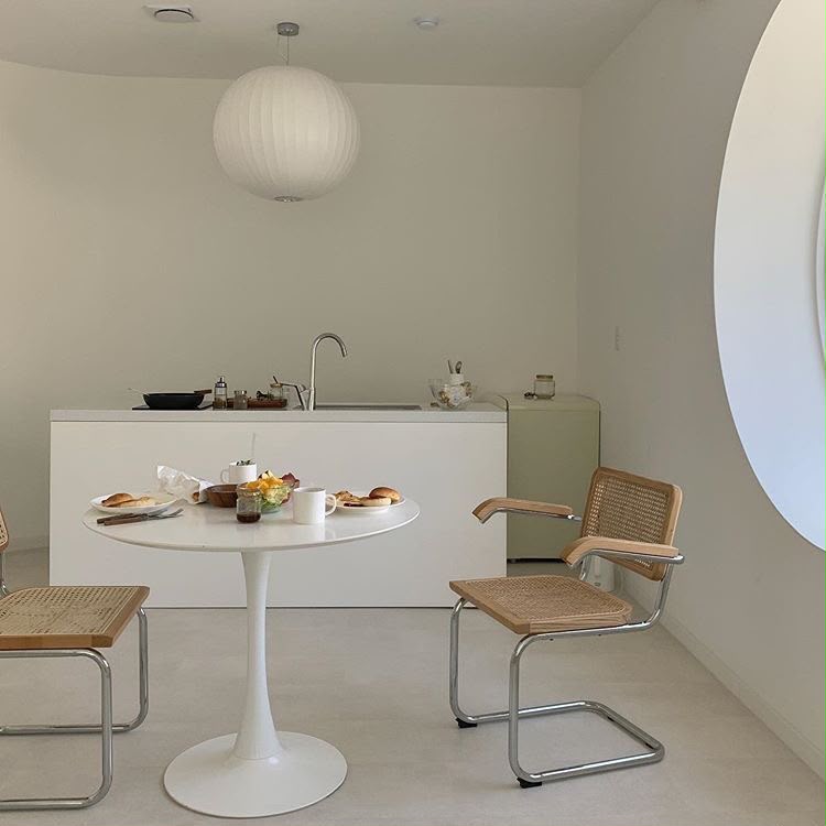 Cloud Dining Table