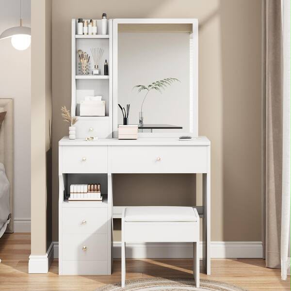Naren Vanity