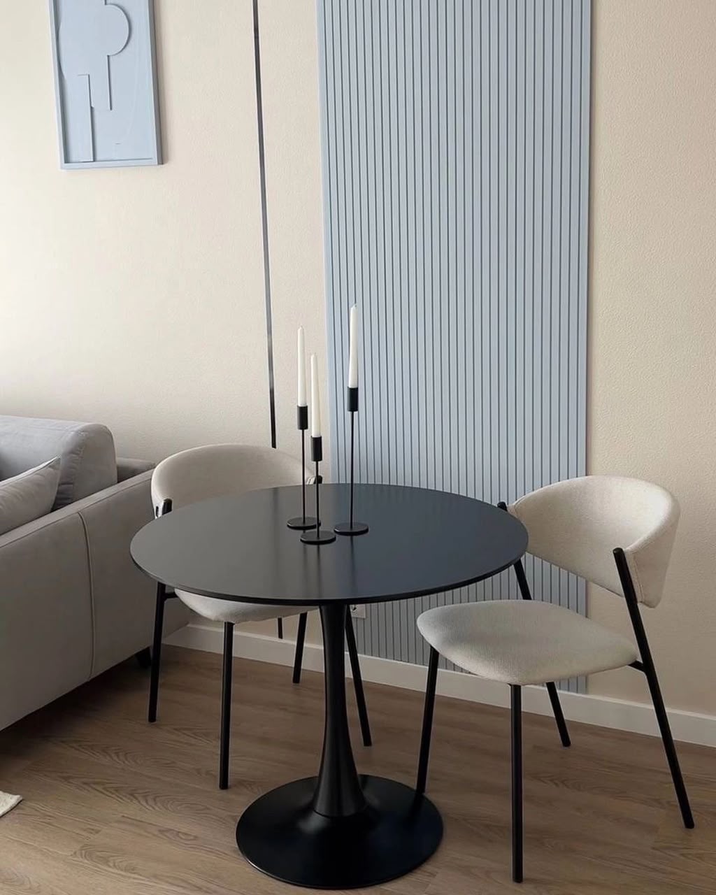 Legacy Dining Table