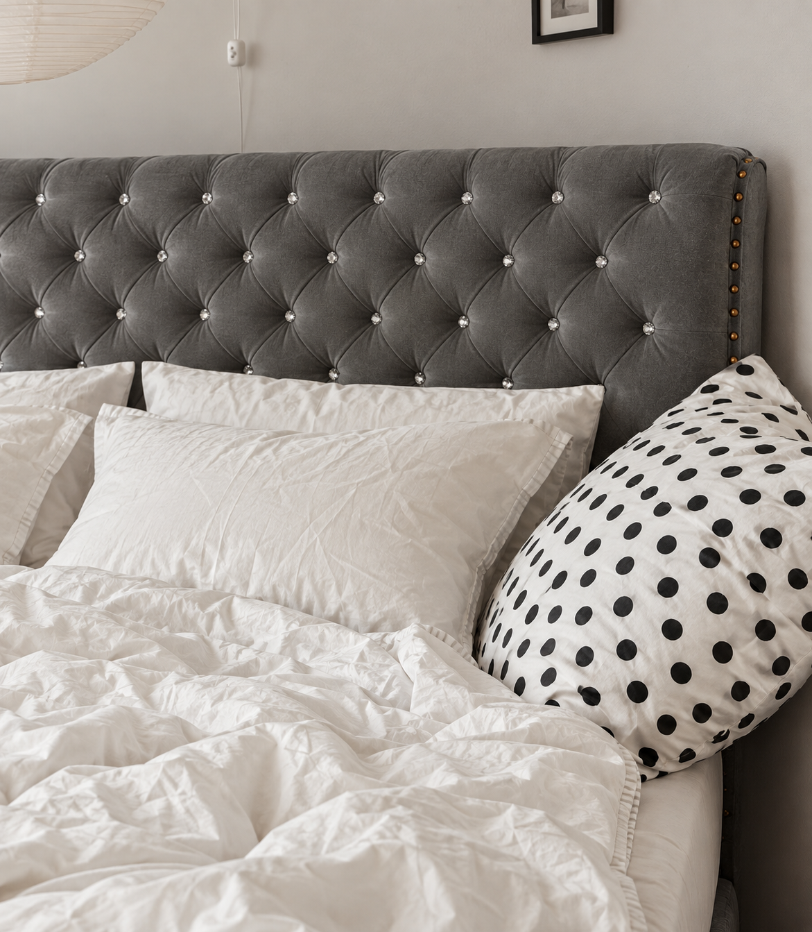 Elara Bed