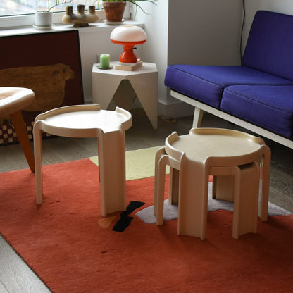 Giotto Table