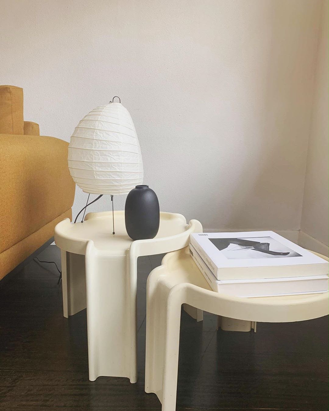 Giotto Table