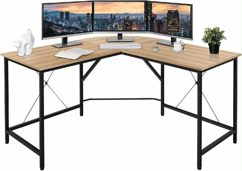 Milan Desk