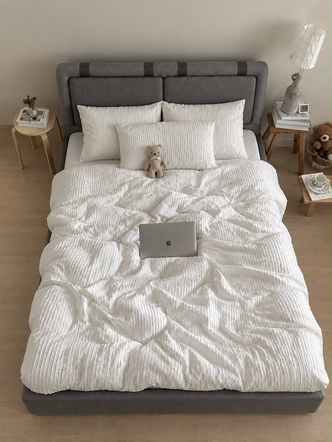 Geerry Upholstery Bed