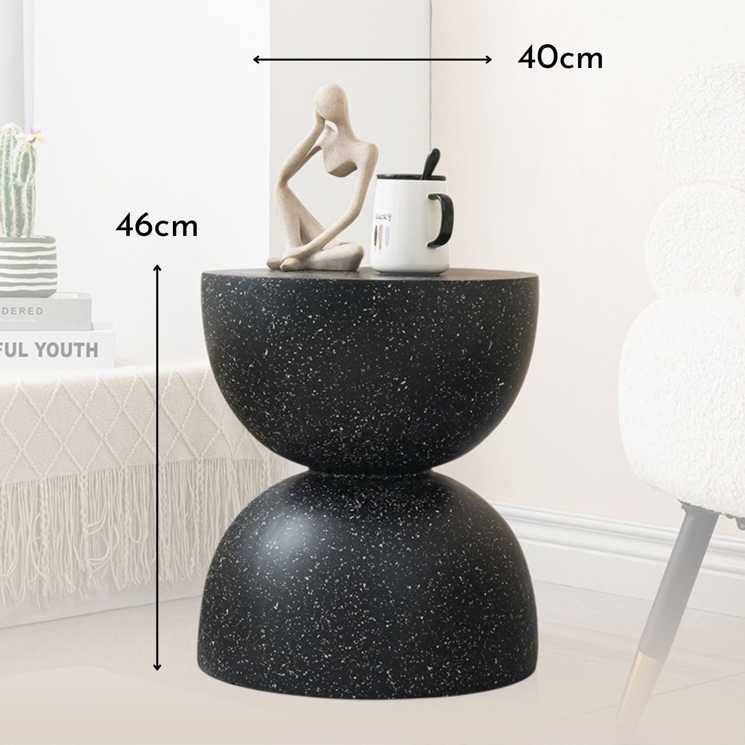 NoirEssence  Table